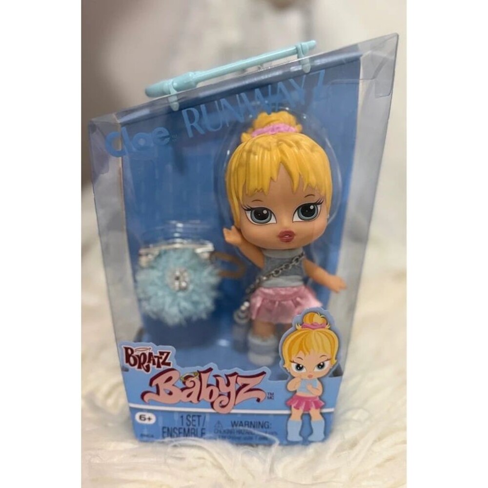 NIB Bratz Babyz Cloe Runwayz Collectible Doll Fall 26 #037